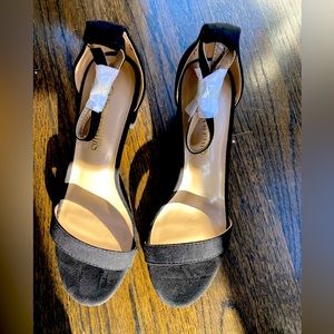 Dream Pairs, Suede Heels